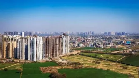 Noida’s best area to invest in commercial property: Investing Brilliance in Business Hubs